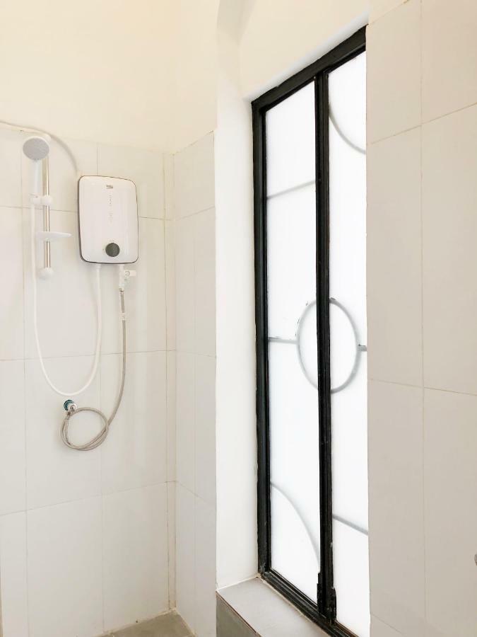 Hood Hostel Rangun Zewnętrze zdjęcie